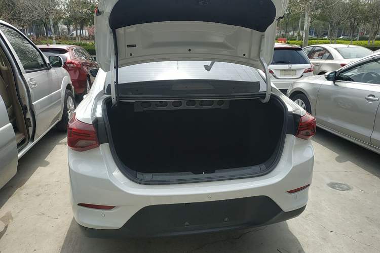 Used Chevrolet Cavalier 2020 325T Automatic Enjoyment Edition Trunk