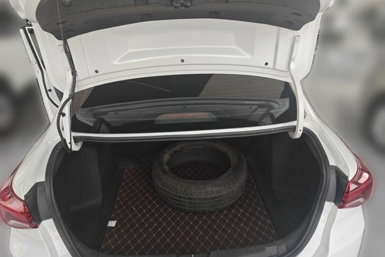 Used Chevrolet Cavalier 2020 Redline 325T Automatic Xinshang Edition China VI Standard Trunk