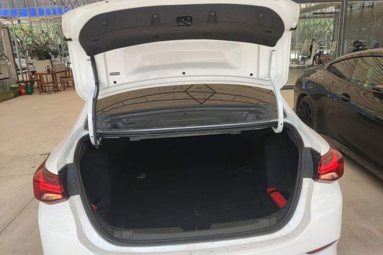 Used Chevrolet Cavalier 2020 Redline 325T Automatic Xinshang Edition Trunk