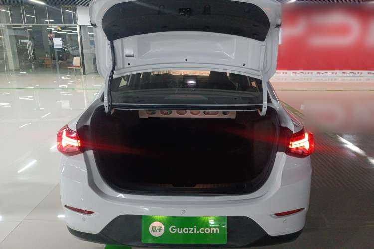 Used Chevrolet Cavalier 2020 Redline 325T Automatic Xinshang Edition China VI Standard Trunk