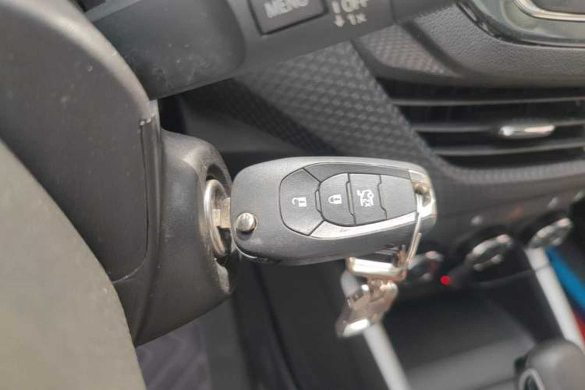 Used Chevrolet Cavalier 2020 Redline 325T Automatic Xinshang Edition China VI Standard Vehicle Key
