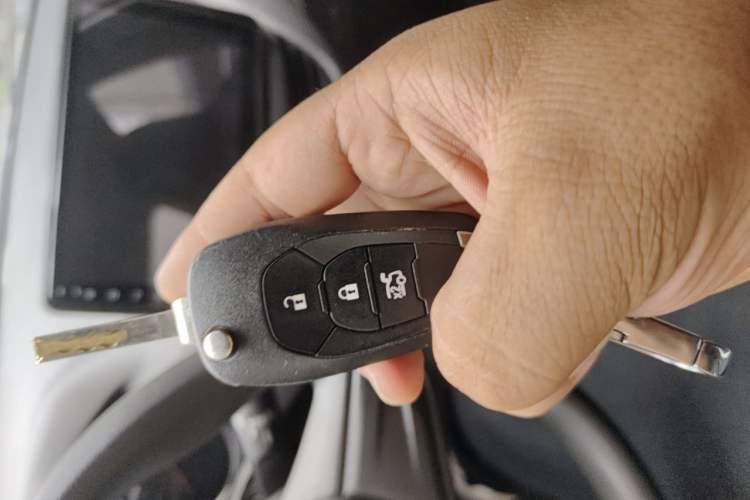 Used Chevrolet Cavalier 2020 325T Automatic Enjoyment Edition Vehicle Key