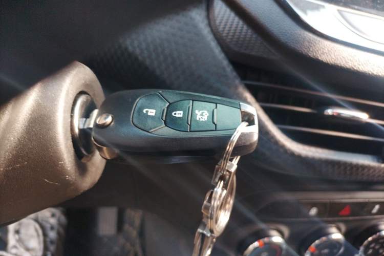 Used Chevrolet Cavalier 2020 325T Automatic Enjoyment Edition Vehicle Key