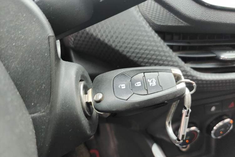 Used Chevrolet Cavalier 2020 325T Automatic Enjoyment Edition Vehicle Key
