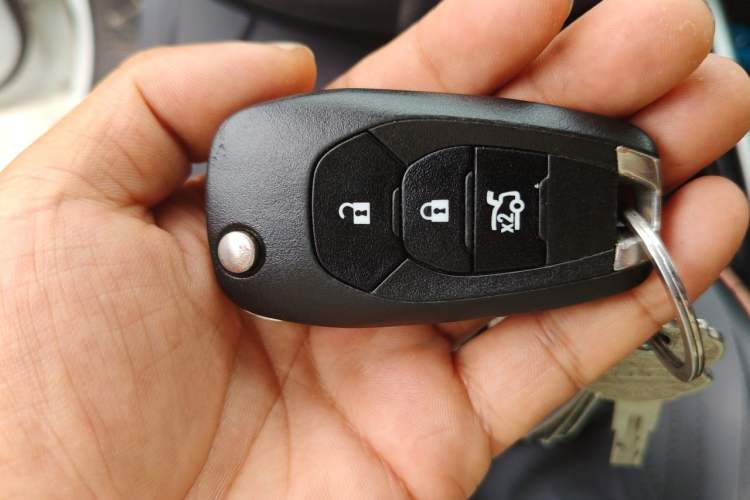 Used Chevrolet Cavalier 2020 325T Automatic Enjoyment Edition Vehicle Key