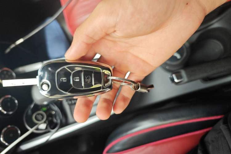 Used Chevrolet Cavalier 2020 325T Automatic Enjoyment Edition Vehicle Key