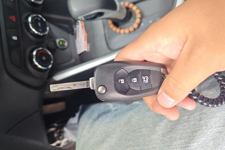 Used Chevrolet Cavalier 2020 325T Automatic Enjoyment Edition Vehicle Key