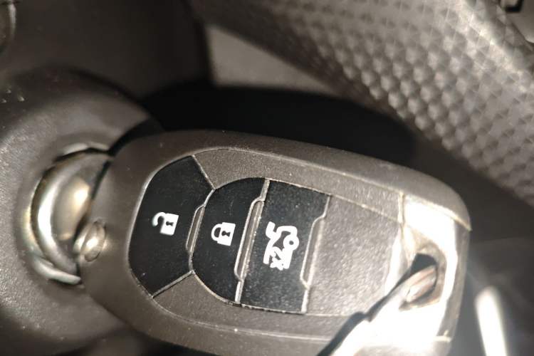 Used Chevrolet Cavalier 2020 325T Automatic Enjoyment Edition Vehicle Key