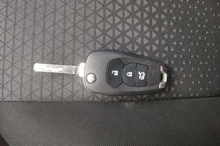Used Chevrolet Cavalier 2020 Redline 325T Automatic Xinshang Edition China VI Standard Vehicle Key