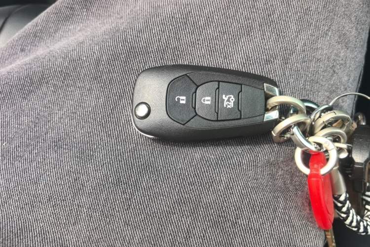 Used Chevrolet Cavalier 2020 Redline 325T Automatic Xinshang Edition Vehicle Key