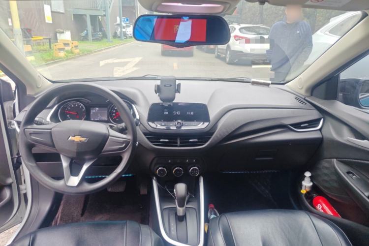 Used Chevrolet Cavalier 2021 325T Automatic Enjoyment Edition Center Console