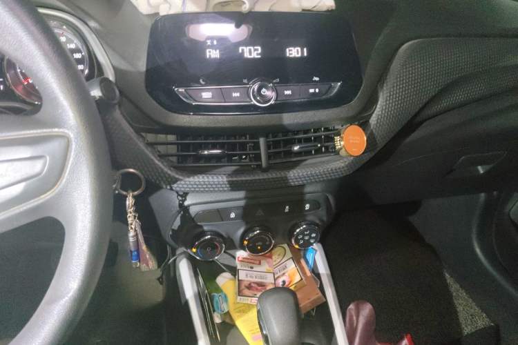 Used Chevrolet Cavalier 2021 Redline 325T Automatic Xinyao Edition Audio And AC Panel