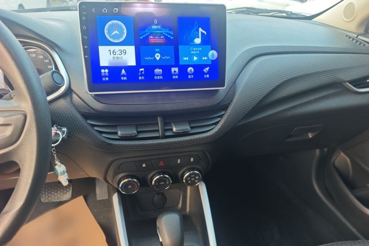 Used Chevrolet Cavalier 2021 325T Automatic Enjoyment Edition Audio And AC Panel