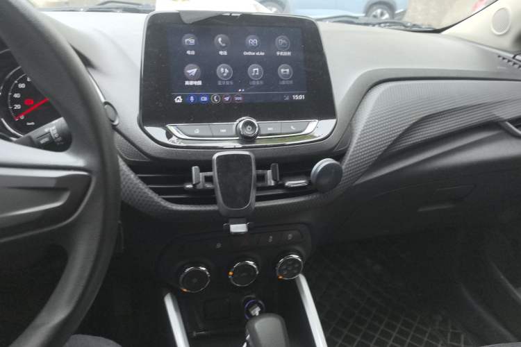Used Chevrolet Cavalier 2021 Redline 325T Automatic Xinshang Edition Audio And AC Panel