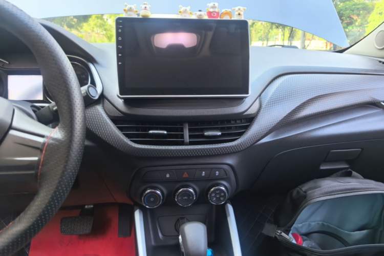 Used Chevrolet Cavalier 2021 325T Automatic Enjoyment Edition Audio And AC Panel