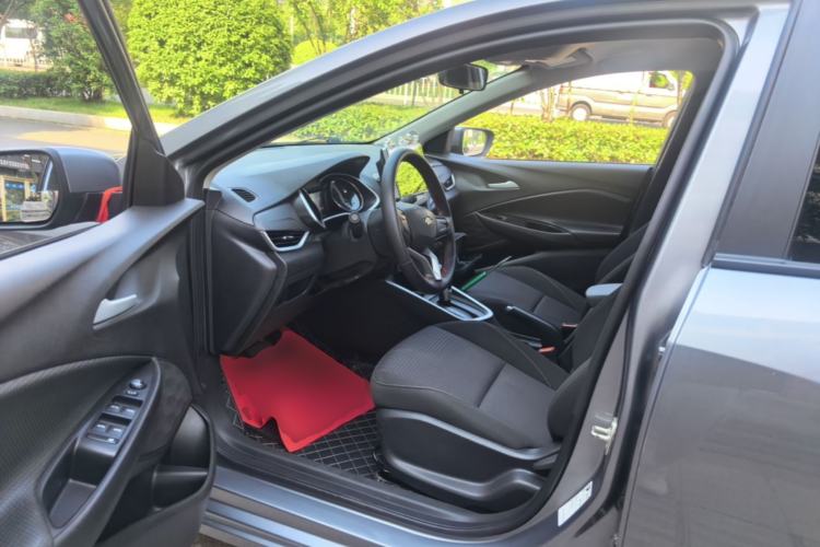 Used Chevrolet Cavalier 2021 325T Automatic Enjoyment Edition Driver Seat