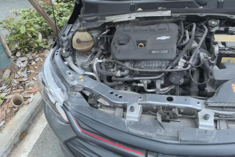 Used Chevrolet Cavalier 2021 Redline 325T Automatic Xinshang Edition Engine Bay Right
