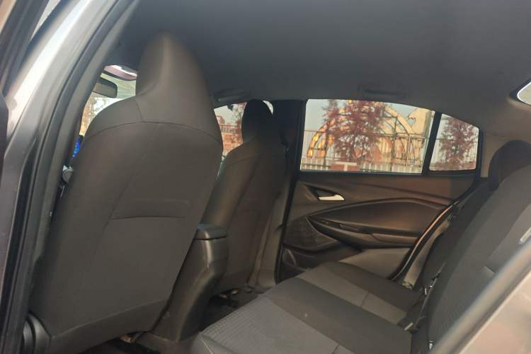 Used Chevrolet Cavalier 2021 325T Automatic Enjoyment Edition Headliner