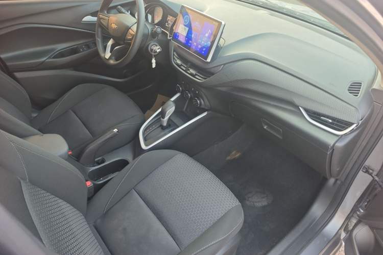 Used Chevrolet Cavalier 2021 325T Automatic Enjoyment Edition Interior 1