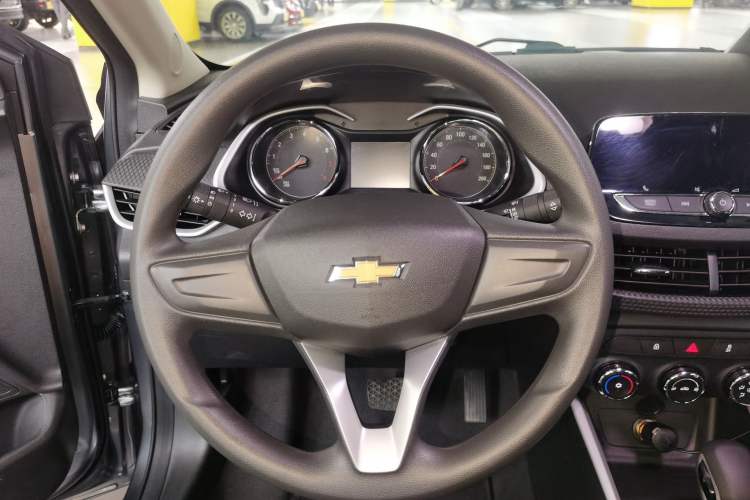 Used Chevrolet Cavalier 2021 325T Automatic Enjoyment Edition Interior 4