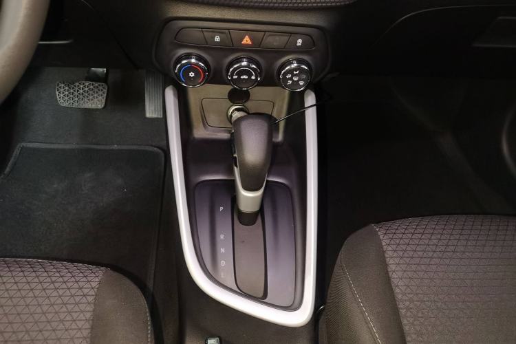 Used Chevrolet Cavalier 2021 325T Automatic Enjoyment Edition Interior 6