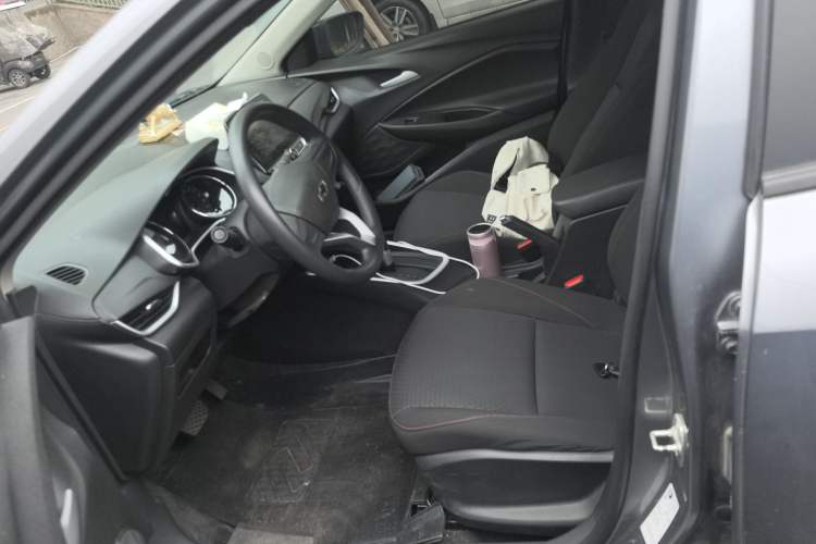 Used Chevrolet Cavalier 2021 Redline 325T Automatic Xinshang Edition Left Front Seat