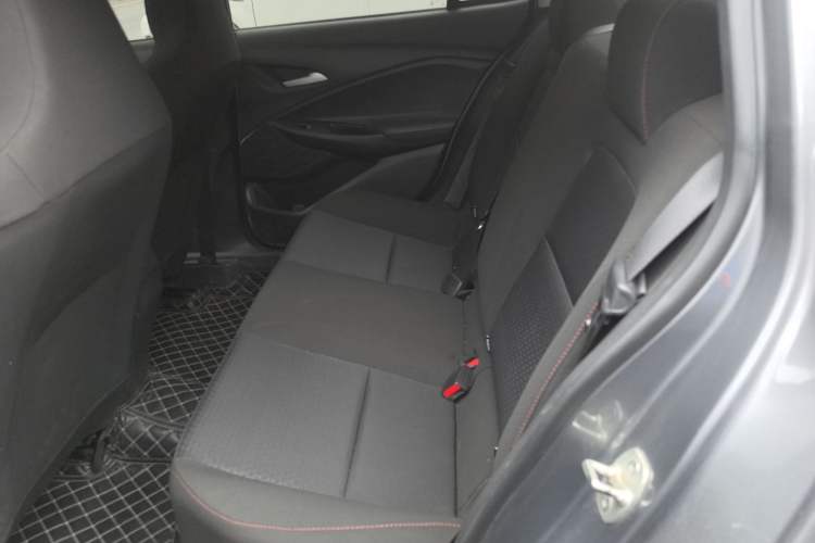 Used Chevrolet Cavalier 2021 Redline 325T Automatic Xinshang Edition Left Rear Seat