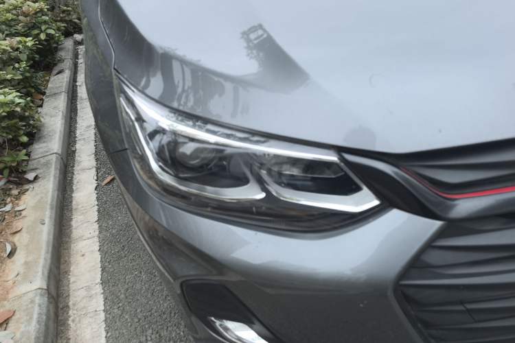 Used Chevrolet Cavalier 2021 Redline 325T Automatic Xinshang Edition Right Front Headlight