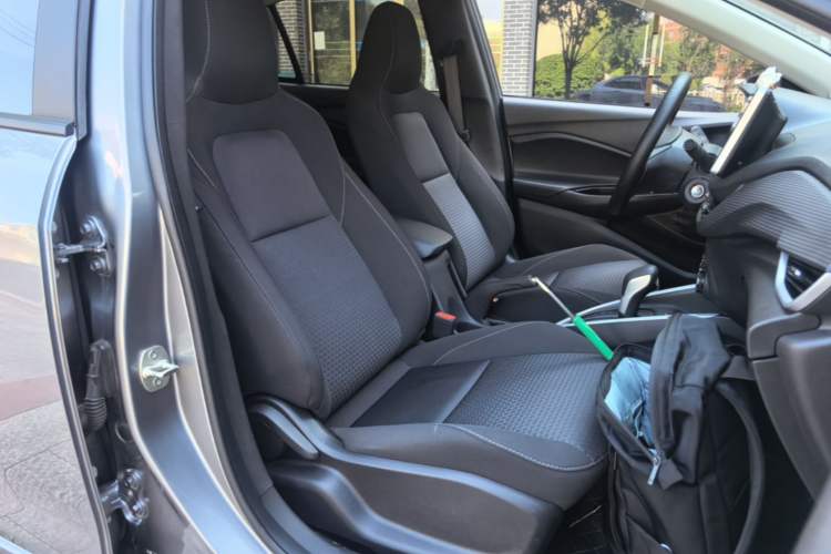 Used Chevrolet Cavalier 2021 325T Automatic Enjoyment Edition Right Front Seat
