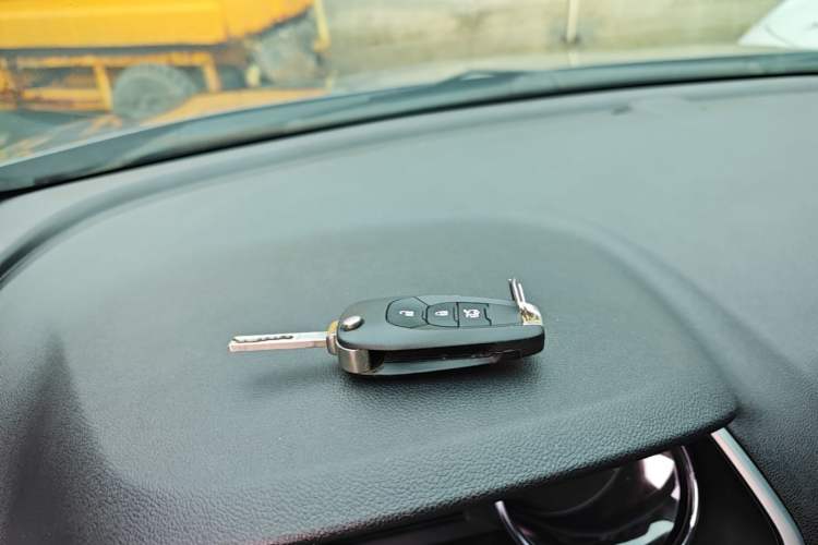 Used Chevrolet Cavalier 2021 325T Automatic Enjoyment Edition Vehicle Key
