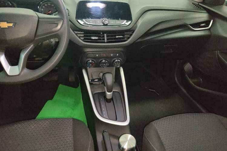 Used Chevrolet Cavalier 2021 325T Automatic Enjoyment Edition Audio And AC Panel