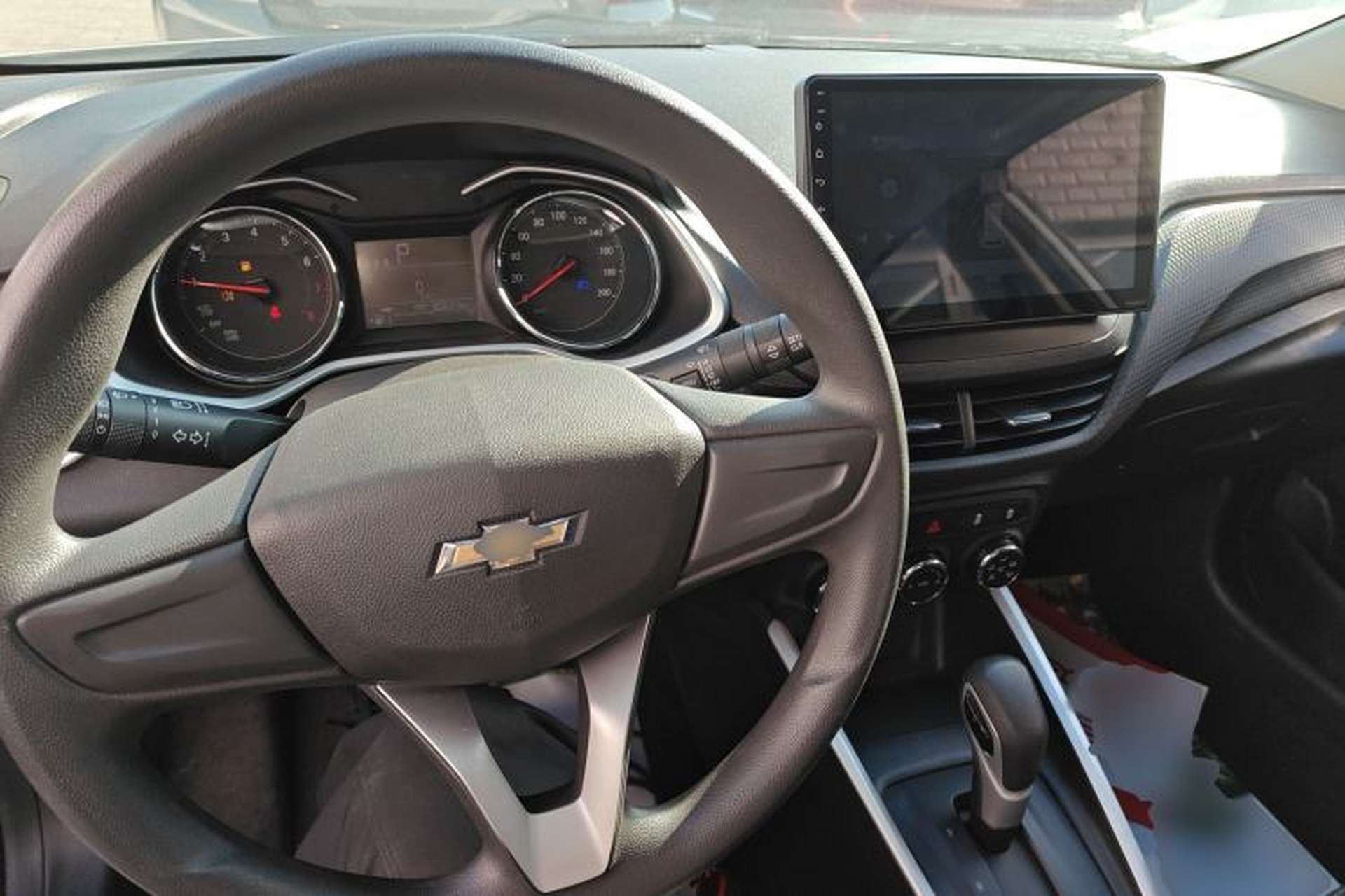 Used Chevrolet Cavalier 2021 325T Automatic Enjoyment Edition Center Console