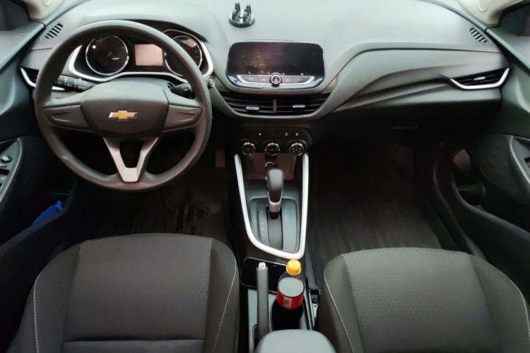 Used Chevrolet Cavalier 2021 325T Automatic Enjoyment Edition Center Console