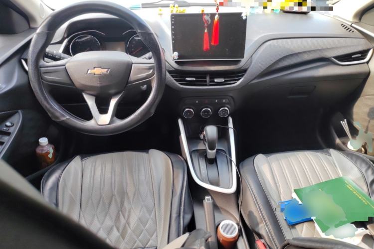 Used Chevrolet Cavalier 2021 325T Automatic Enjoyment Edition Center Console
