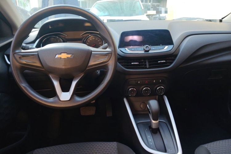 Used Chevrolet Cavalier 2021 325T Automatic Enjoyment Edition Center Console