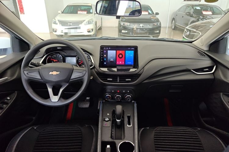 Used Chevrolet Cavalier 2021 325T Automatic Enjoyment Edition Center Console