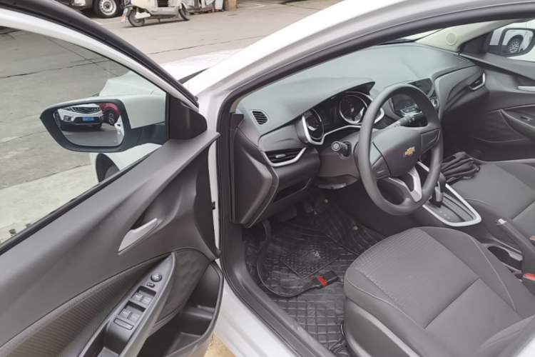 Used Chevrolet Cavalier 2021 325T Automatic Enjoyment Edition Driver Seat
