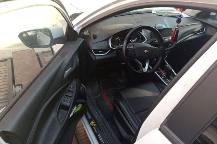 Used Chevrolet Cavalier 2021 325T Automatic Enjoyment Edition Driver Seat