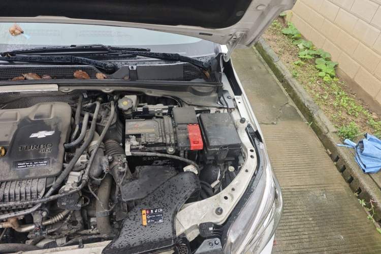 Used Chevrolet Cavalier 2021 325T Automatic Enjoyment Edition Engine Bay Left