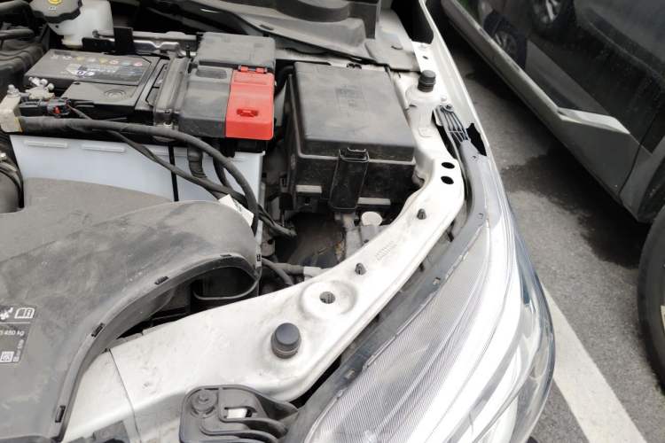 Used Chevrolet Cavalier 2021 325T Automatic Enjoyment Edition Engine Bay Left