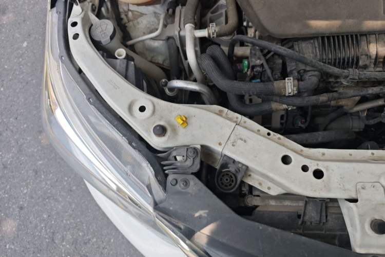 Used Chevrolet Cavalier 2021 325T Automatic Enjoyment Edition Engine Bay Right
