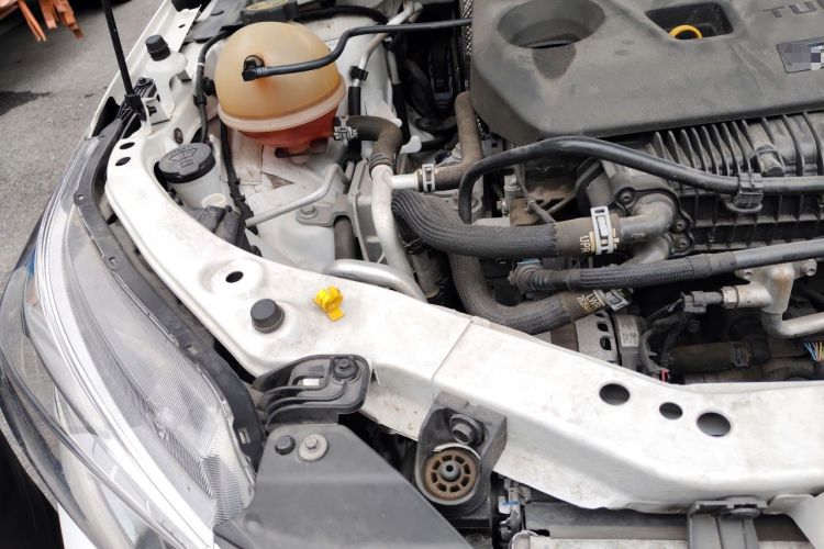 Used Chevrolet Cavalier 2021 325T Automatic Enjoyment Edition Engine Bay Right