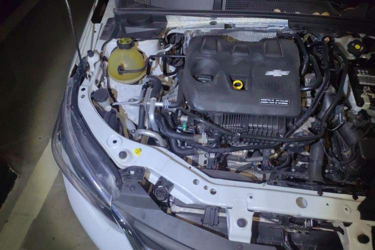 Used Chevrolet Cavalier 2021 325T Automatic Enjoyment Edition Engine Bay Right