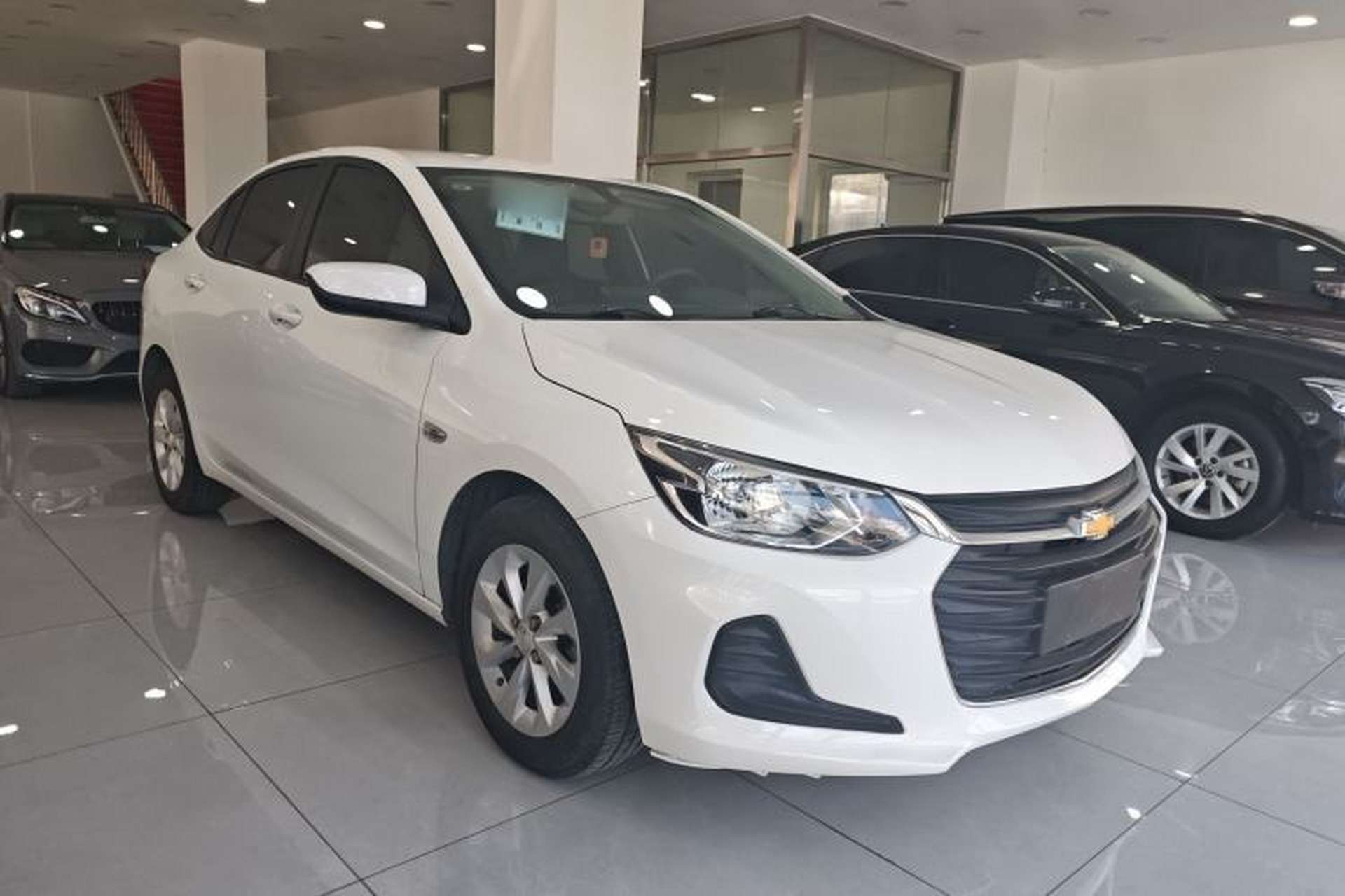 Used Chevrolet Cavalier 2021 325T Automatic Enjoyment Edition Front Right 45 Deg