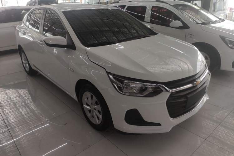 Used Chevrolet Cavalier 2021 325T Automatic Enjoyment Edition Front Right 45 Deg