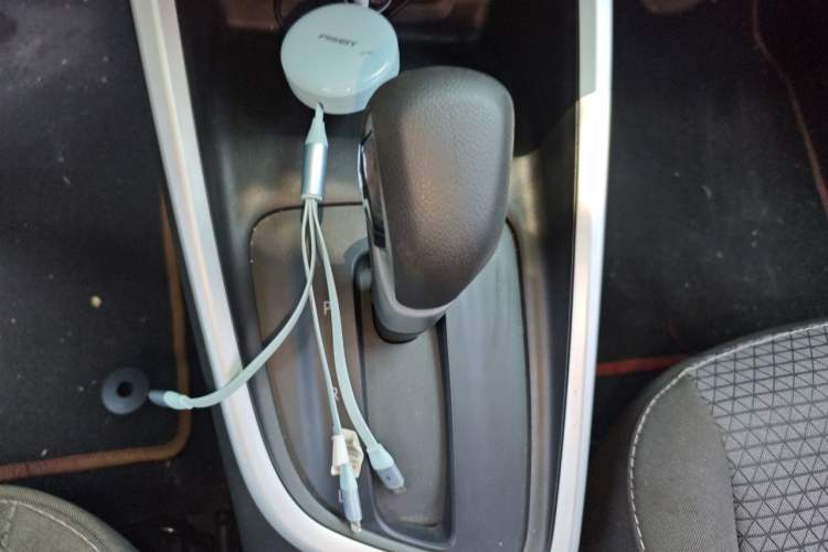 Used Chevrolet Cavalier 2021 325T Automatic Enjoyment Edition Gear Lever