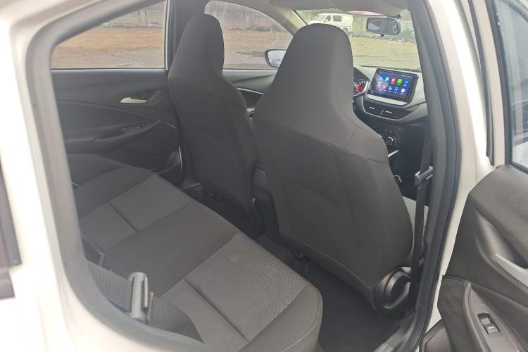 Used Chevrolet Cavalier 2021 325T Automatic Enjoyment Edition Headliner