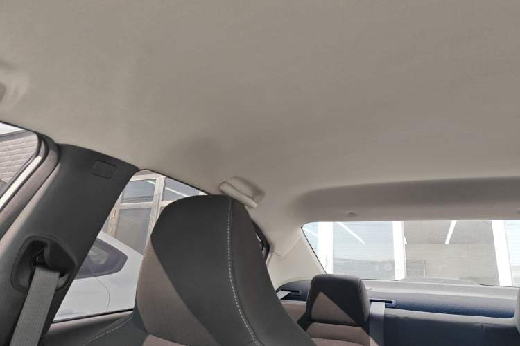 Used Chevrolet Cavalier 2021 325T Automatic Enjoyment Edition Headliner