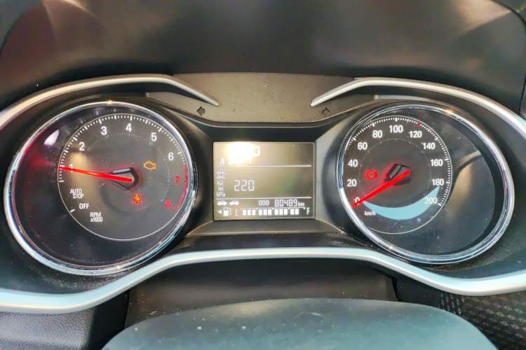Used Chevrolet Cavalier 2021 325T Automatic Enjoyment Edition Instrument Cluster
