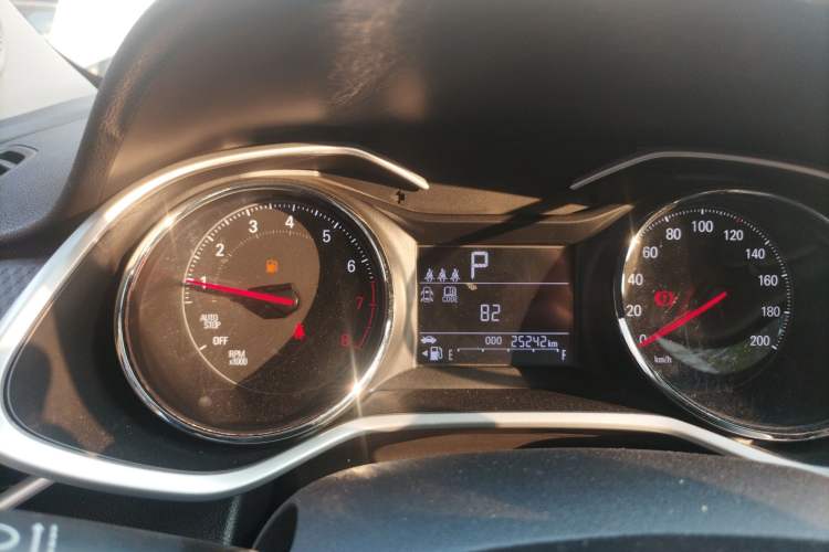 Used Chevrolet Cavalier 2021 325T Automatic Enjoyment Edition Instrument Cluster